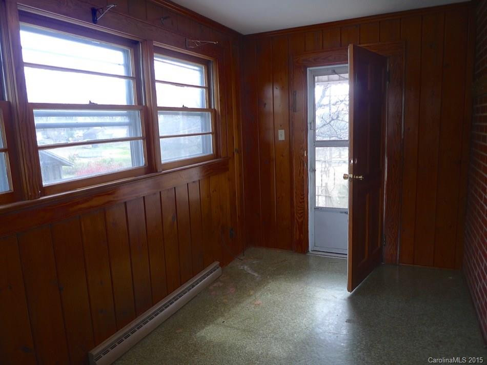114 Normandy Drive - Photo 12