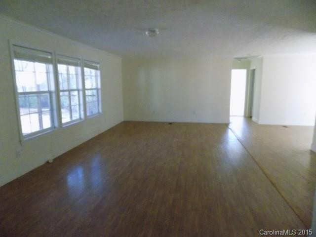1002 Hamilton Road - Photo 5