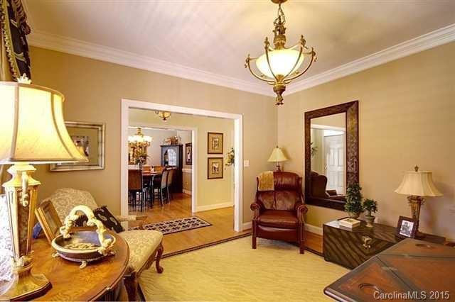 334 Ridgeview Drive - Photo 4