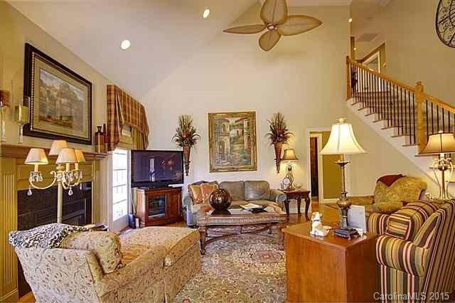 334 Ridgeview Drive - Photo 6
