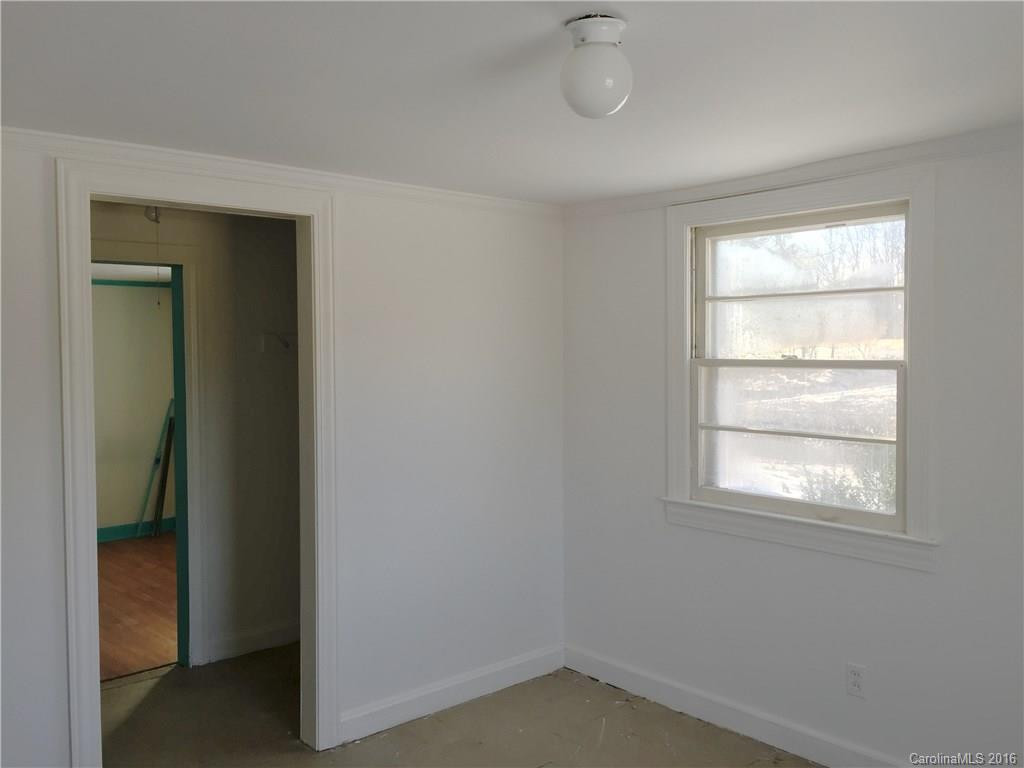 710 Pace Road - Photo 11
