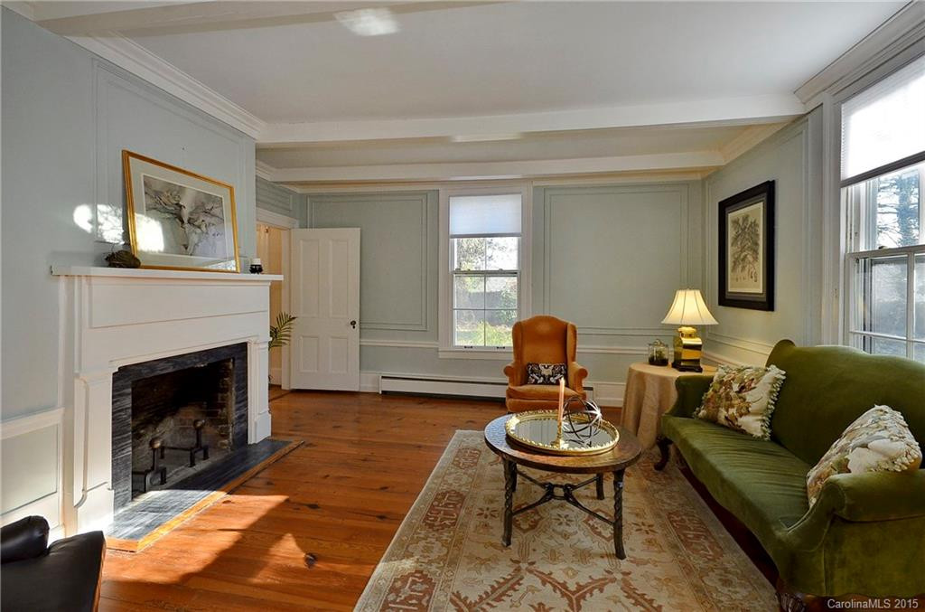 310 Vanderbilt Road - Photo 6