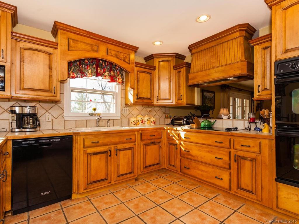 510 Windsor Road - Photo 5