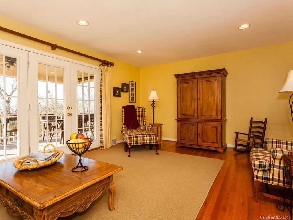 510 Windsor Road - Photo 9