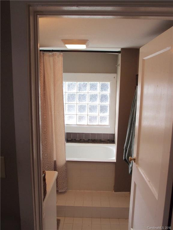 128 Spooks Branch Road - Photo 12