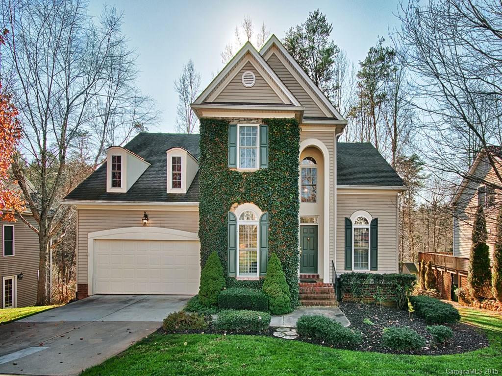 1054 Columbine Road - Photo 2