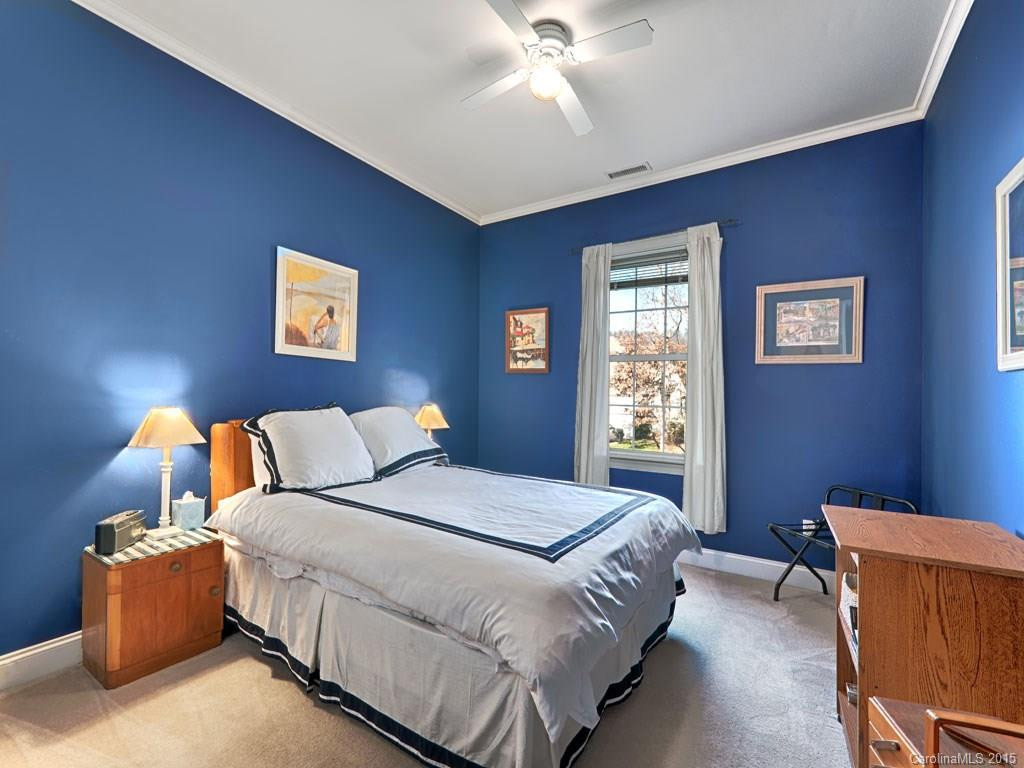 1054 Columbine Road - Photo 19