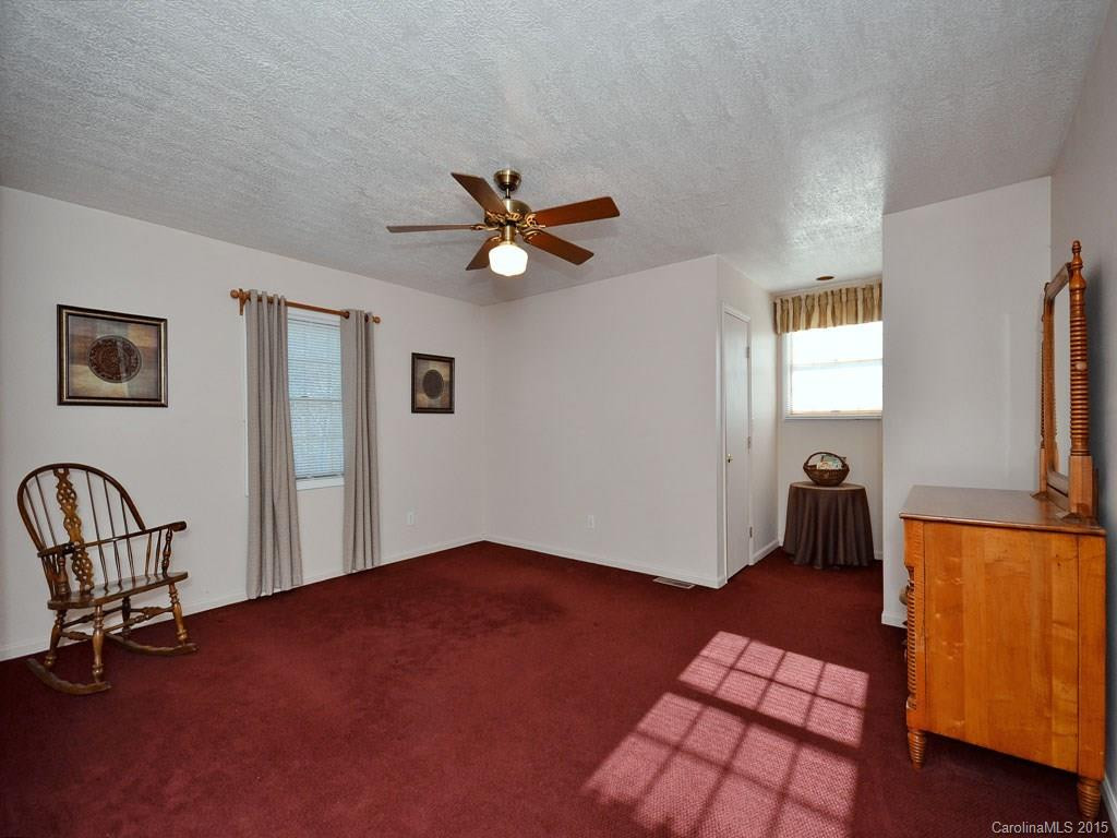 237 Woodbriar Lane - Photo 14