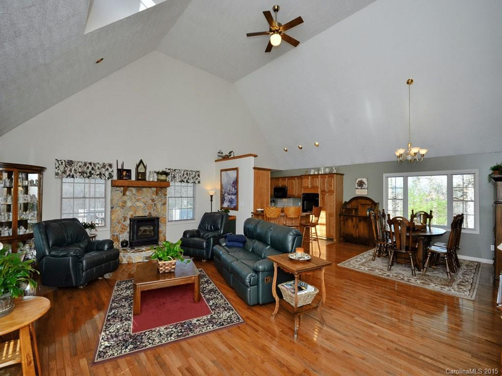 237 Woodbriar Lane - Photo 4