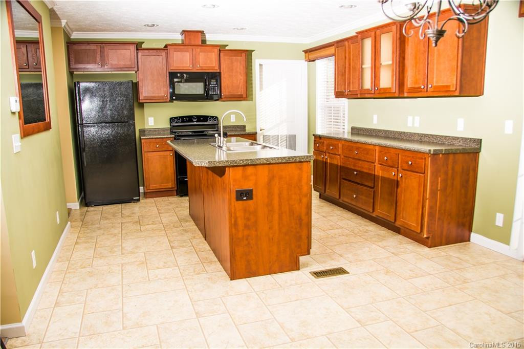 573 Concord Road - Photo 7