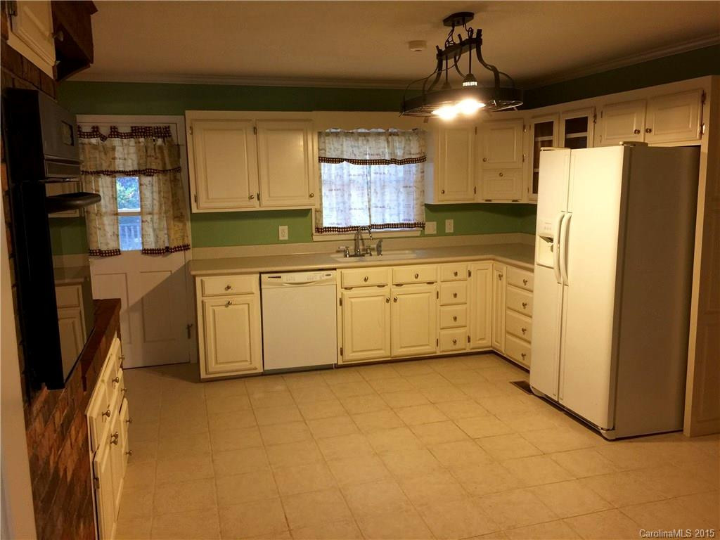 1179 Clear Creek Road - Photo 4