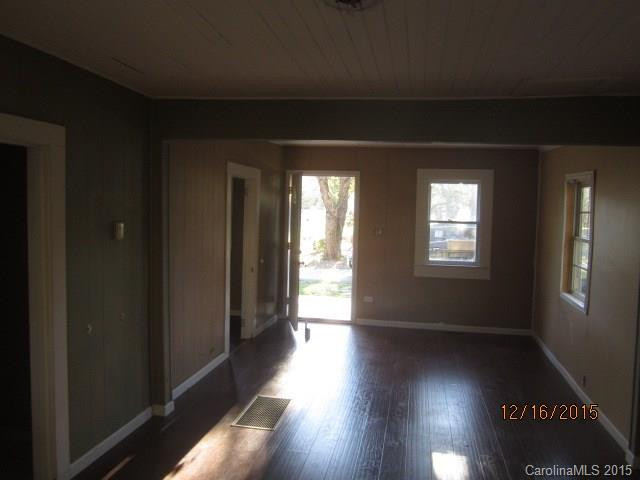 79 Cedar Creek Drive - Photo 5