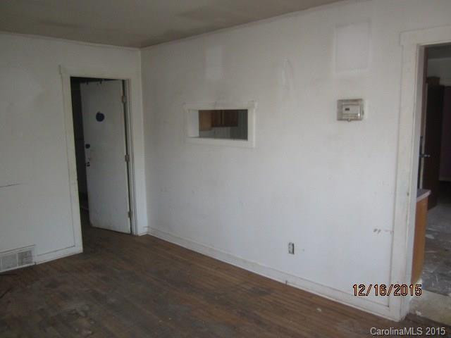 28 Loomis Avenue - Photo 11