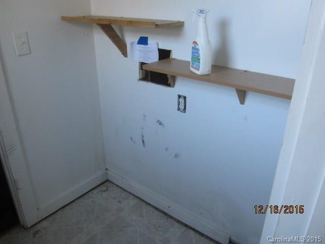 28 Loomis Avenue - Photo 8