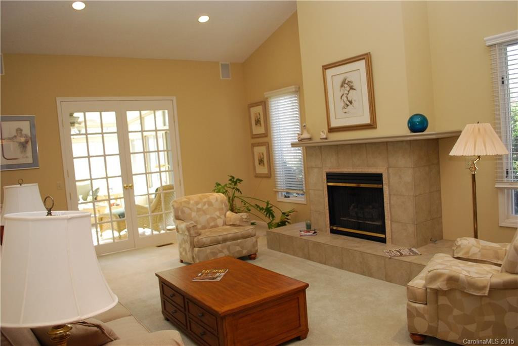 27 Loridon Drive - Photo 3