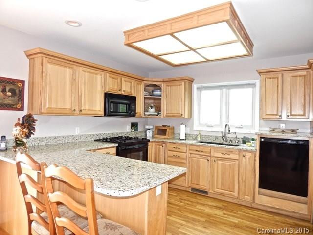 330 Mountain Laurel None - Photo 5