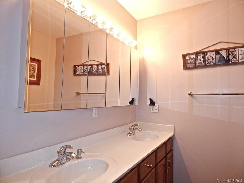 330 Mountain Laurel None - Photo 7