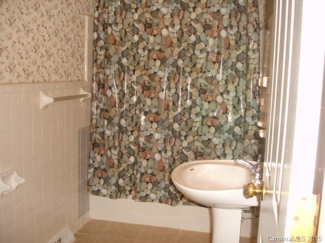 14 Lake Rugby Drive - Photo 10