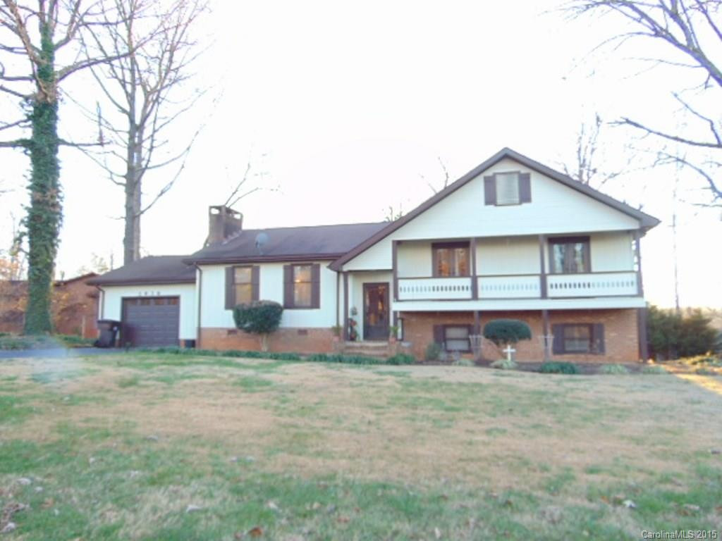 2838 Indian Hills Circle