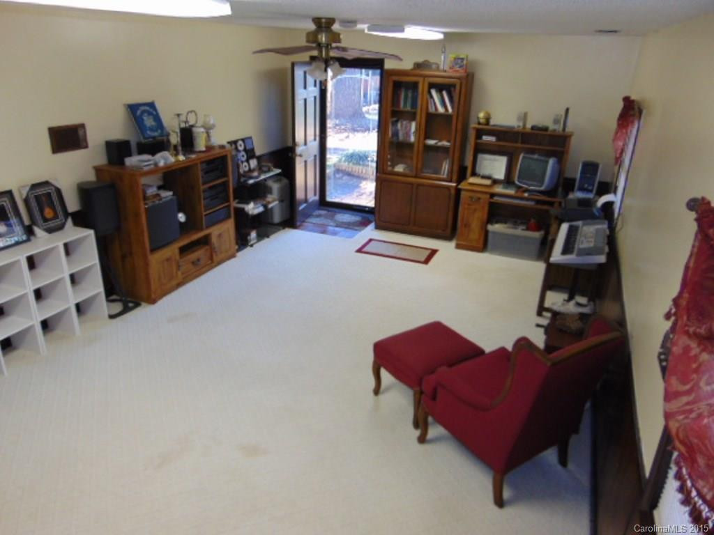 2838 Indian Hills Circle - Photo 19