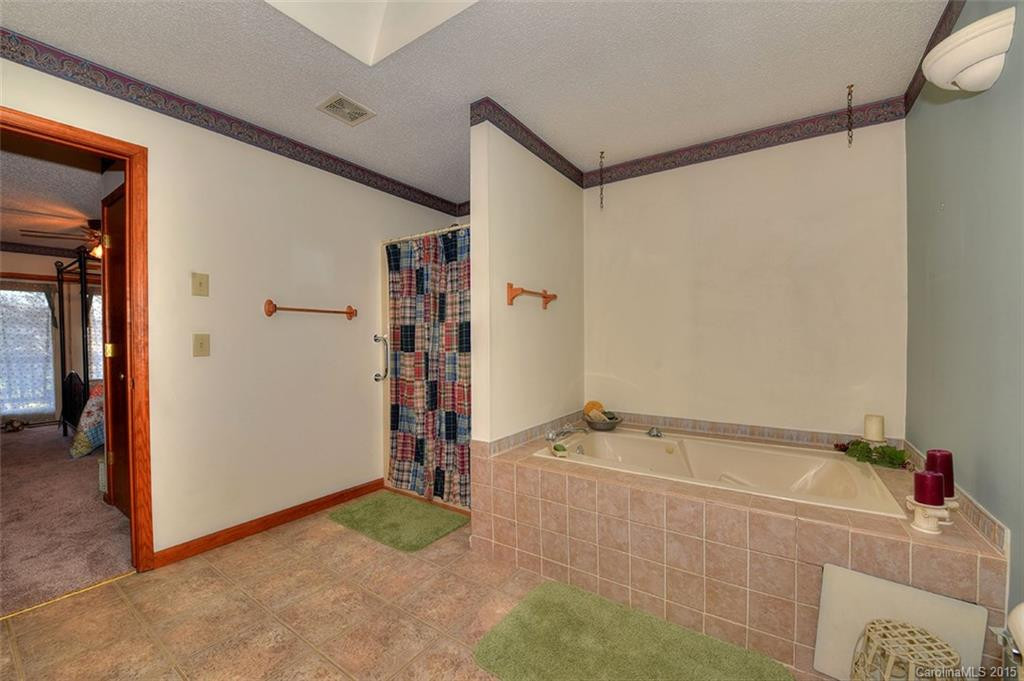 159 Edgewood Drive #18 - Photo 9