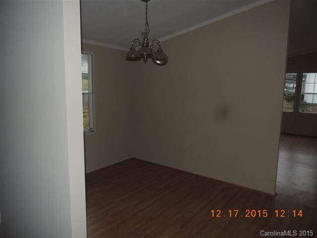 250 Youngs Drive - Photo 4