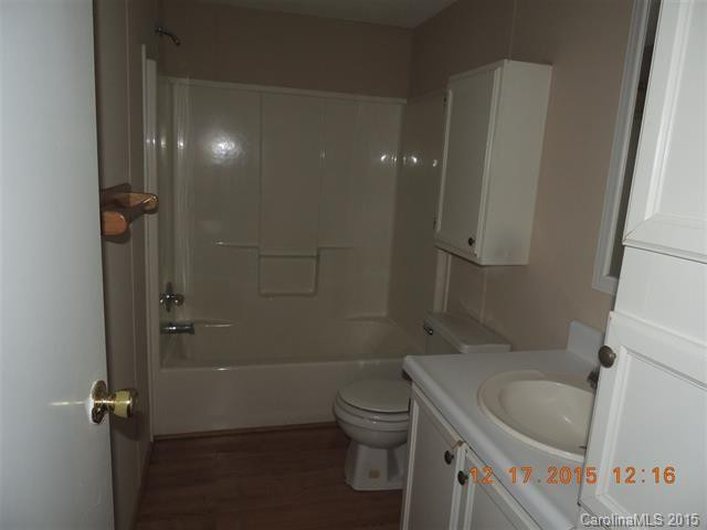 250 Youngs Drive - Photo 8