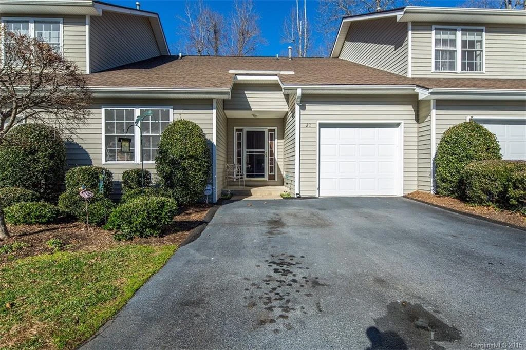 23 Grist Mill Drive #14