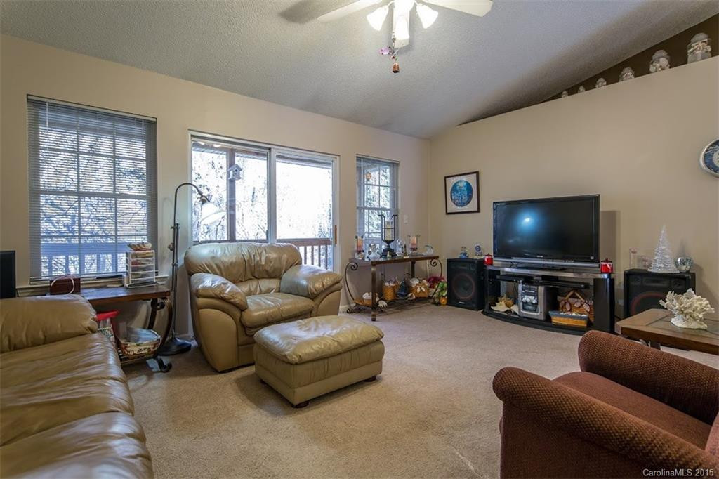 23 Grist Mill Drive #14 - Photo 2