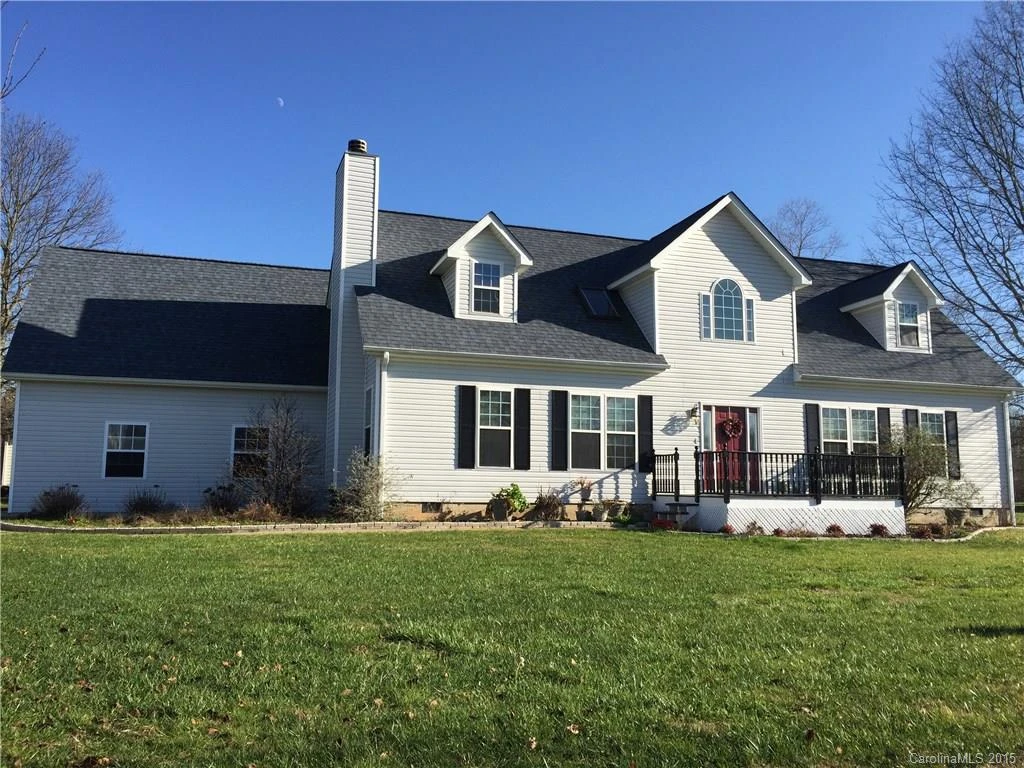 255 Kingfisher Lane
