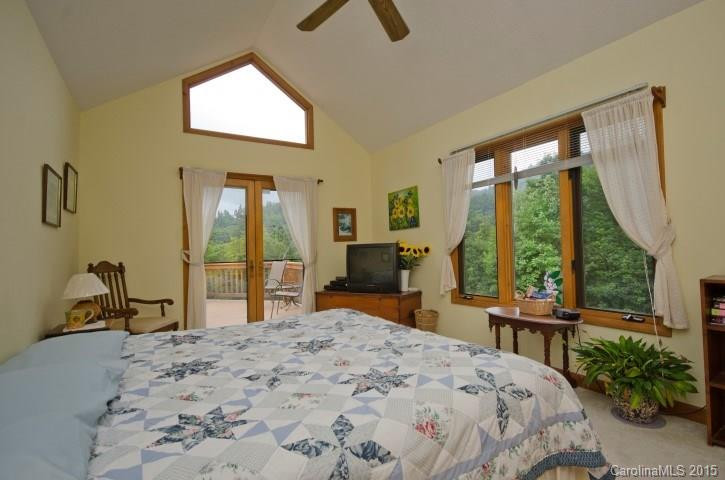 139 Lee Dotson Road - Photo 10