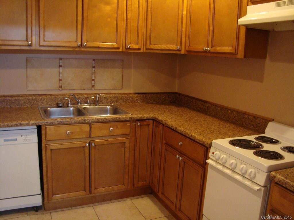 161 Melrose Avenue #1 - Photo 11