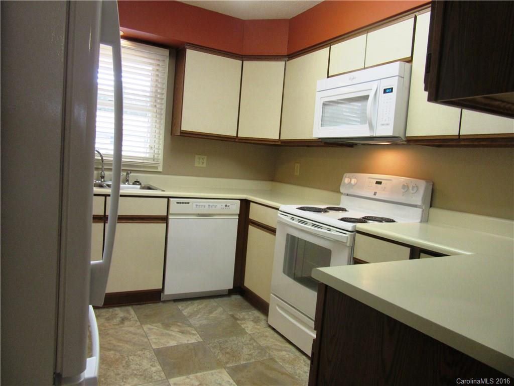 108 Meadow Park Lane #D - Photo 5