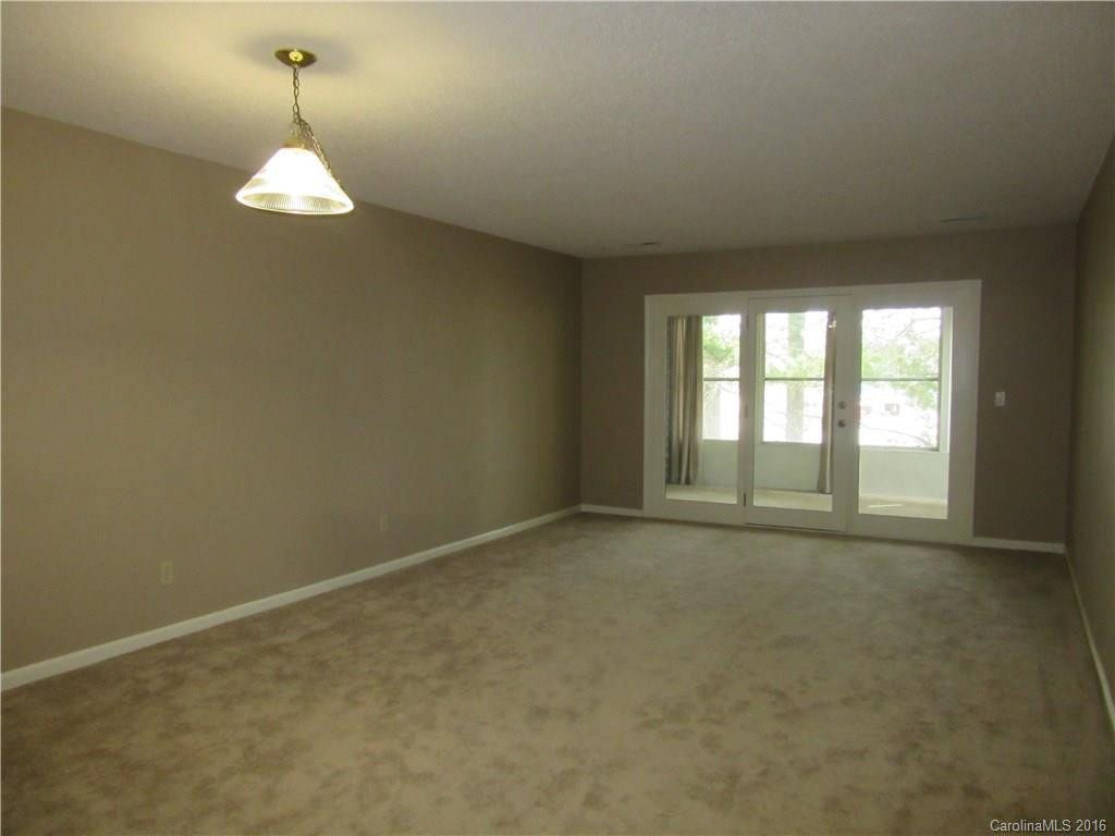 108 Meadow Park Lane #D - Photo 8