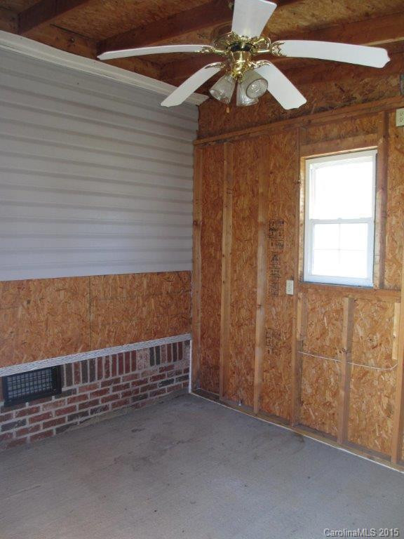 444 Sassafras Drive - Photo 14