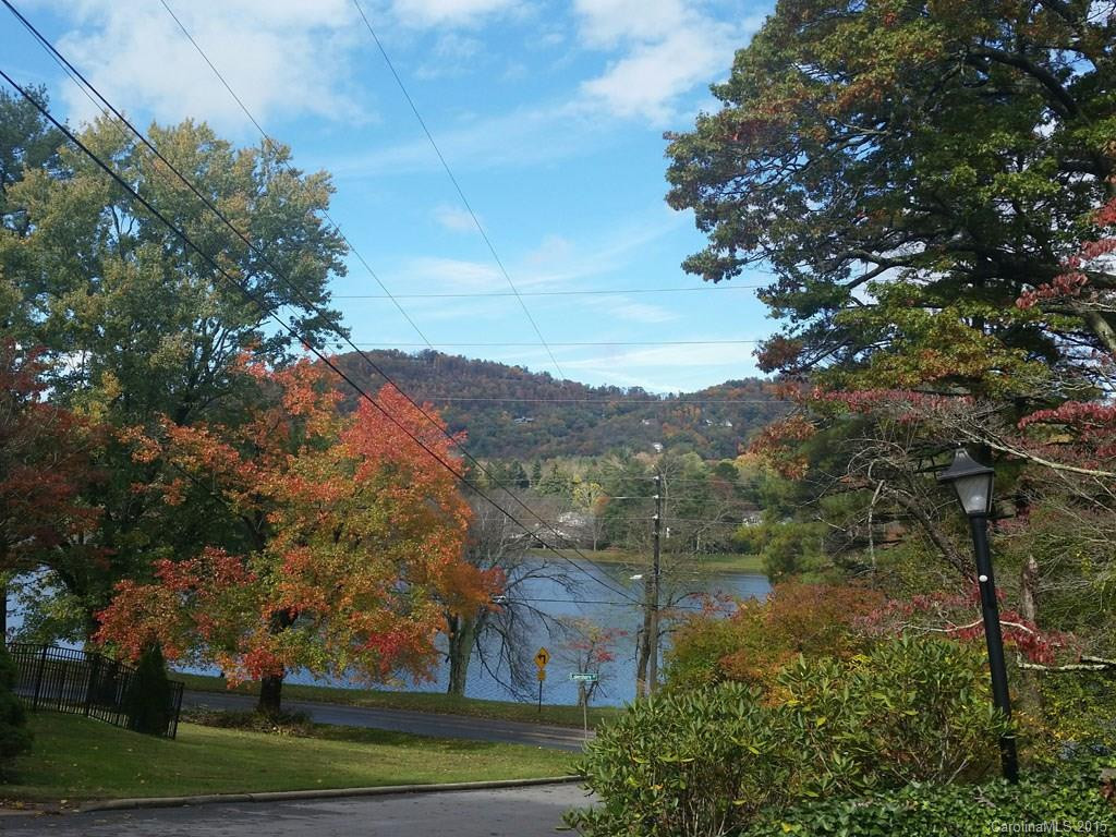 300 Lakeshore Drive - Photo 2