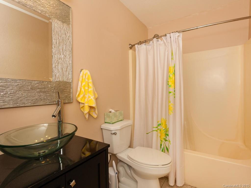 255 Crescent Drive - Photo 13