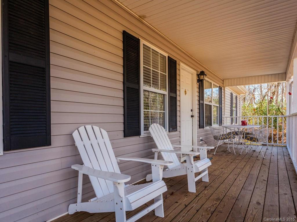 255 Crescent Drive - Photo 4