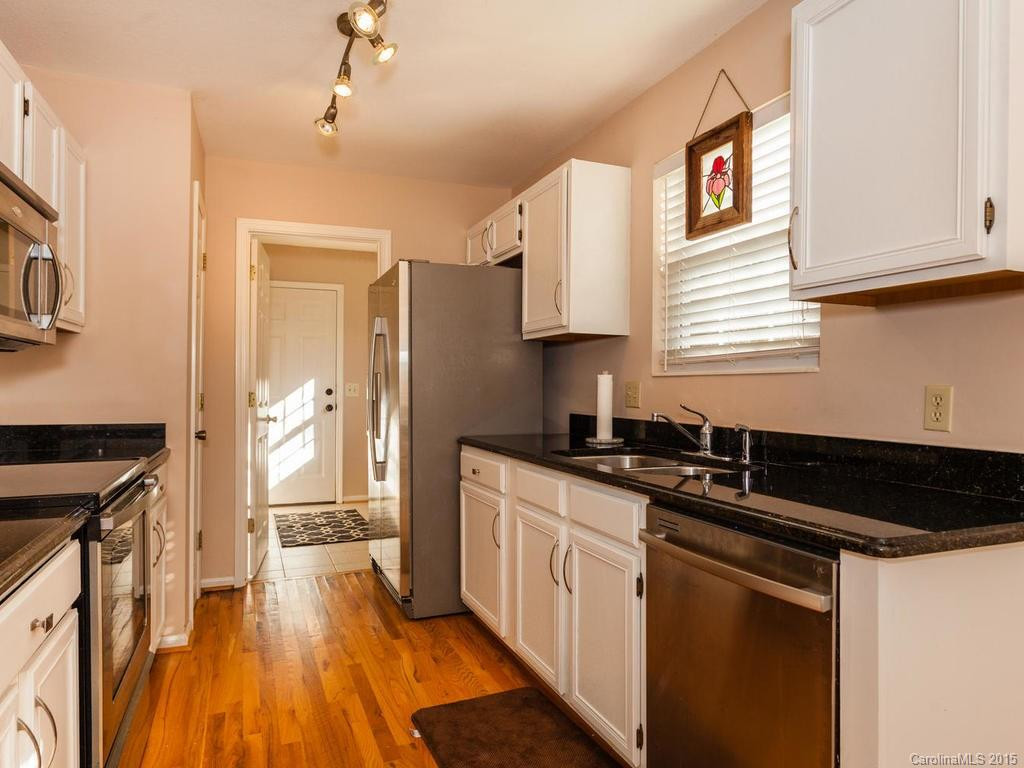 255 Crescent Drive - Photo 9