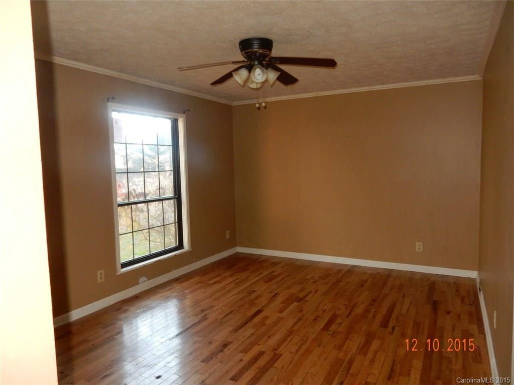 16 East Hill Drive - Photo 15