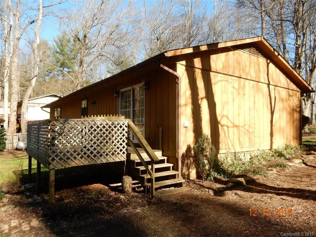 16 East Hill Drive - Photo 3