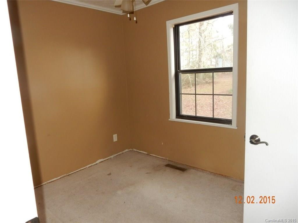 16 East Hill Drive - Photo 23