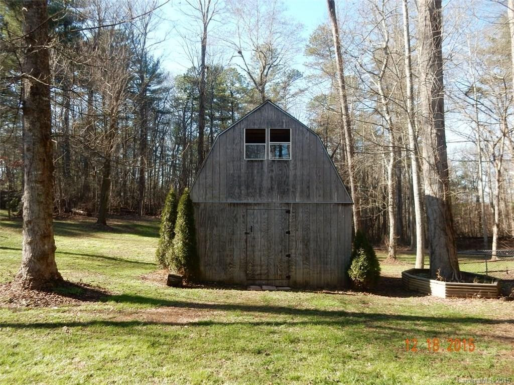 16 East Hill Drive - Photo 8