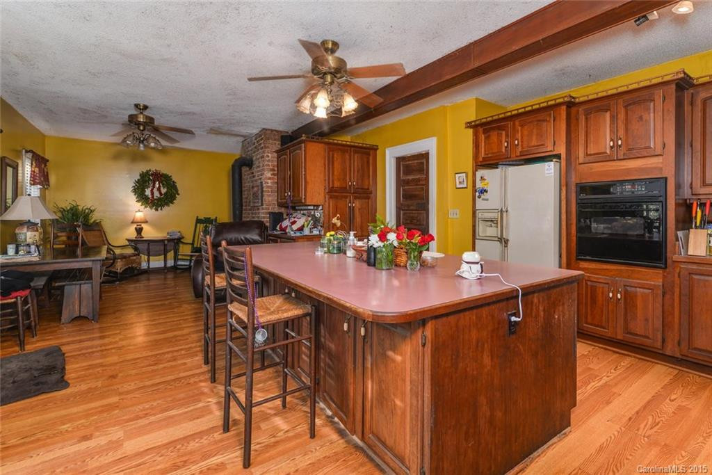 58 Woodland Road - Photo 13