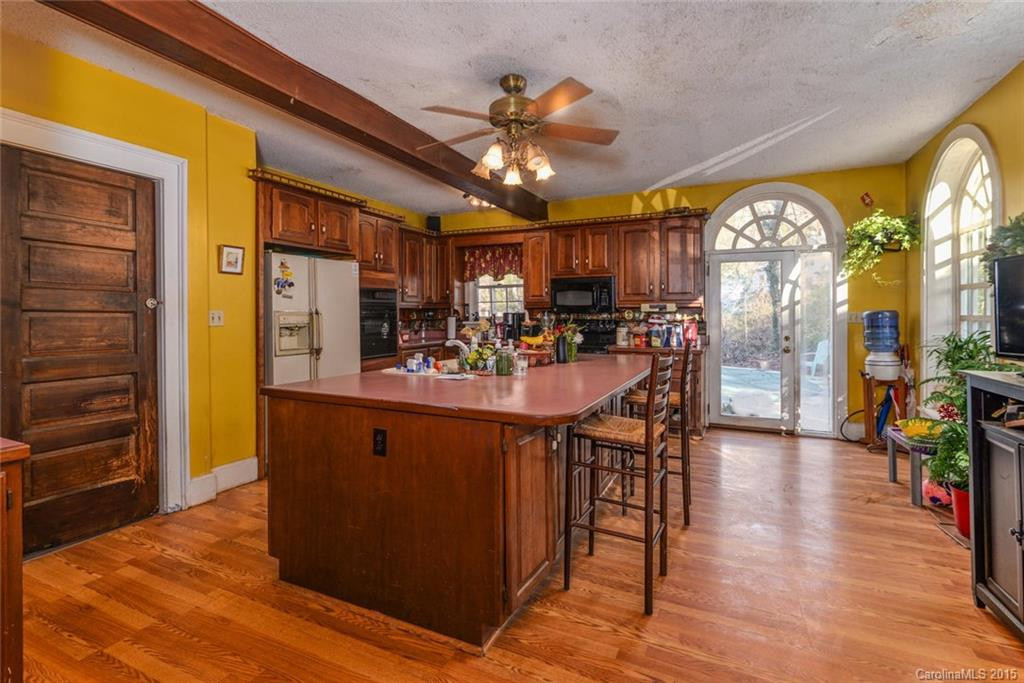 58 Woodland Road - Photo 14