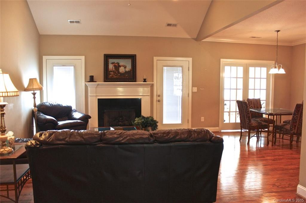 150 Quail Hill Drive - Photo 4