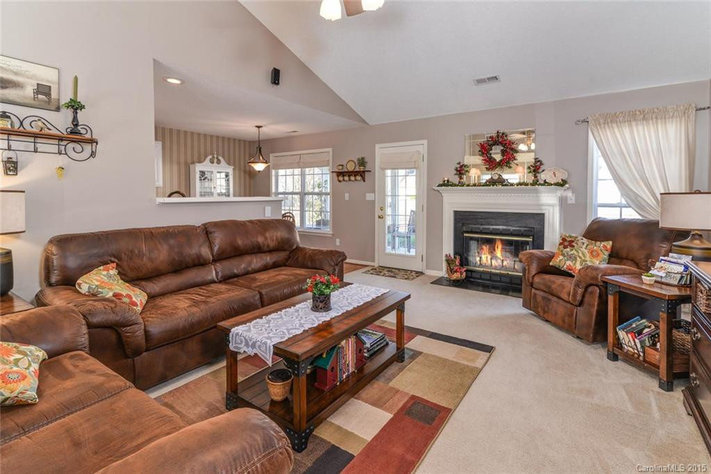 182 Misty Valley Road - Photo 5
