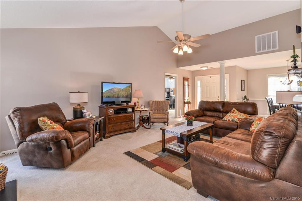 182 Misty Valley Road - Photo 6
