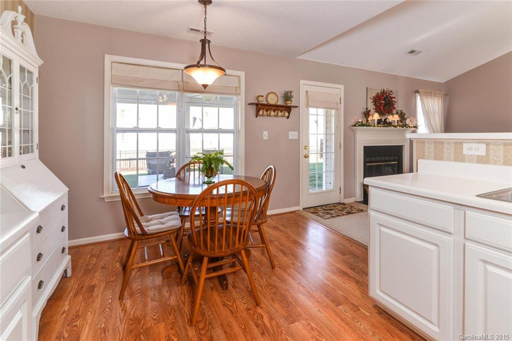 182 Misty Valley Road - Photo 9