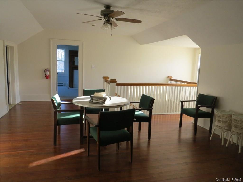 640 5th Avenue - Photo 19